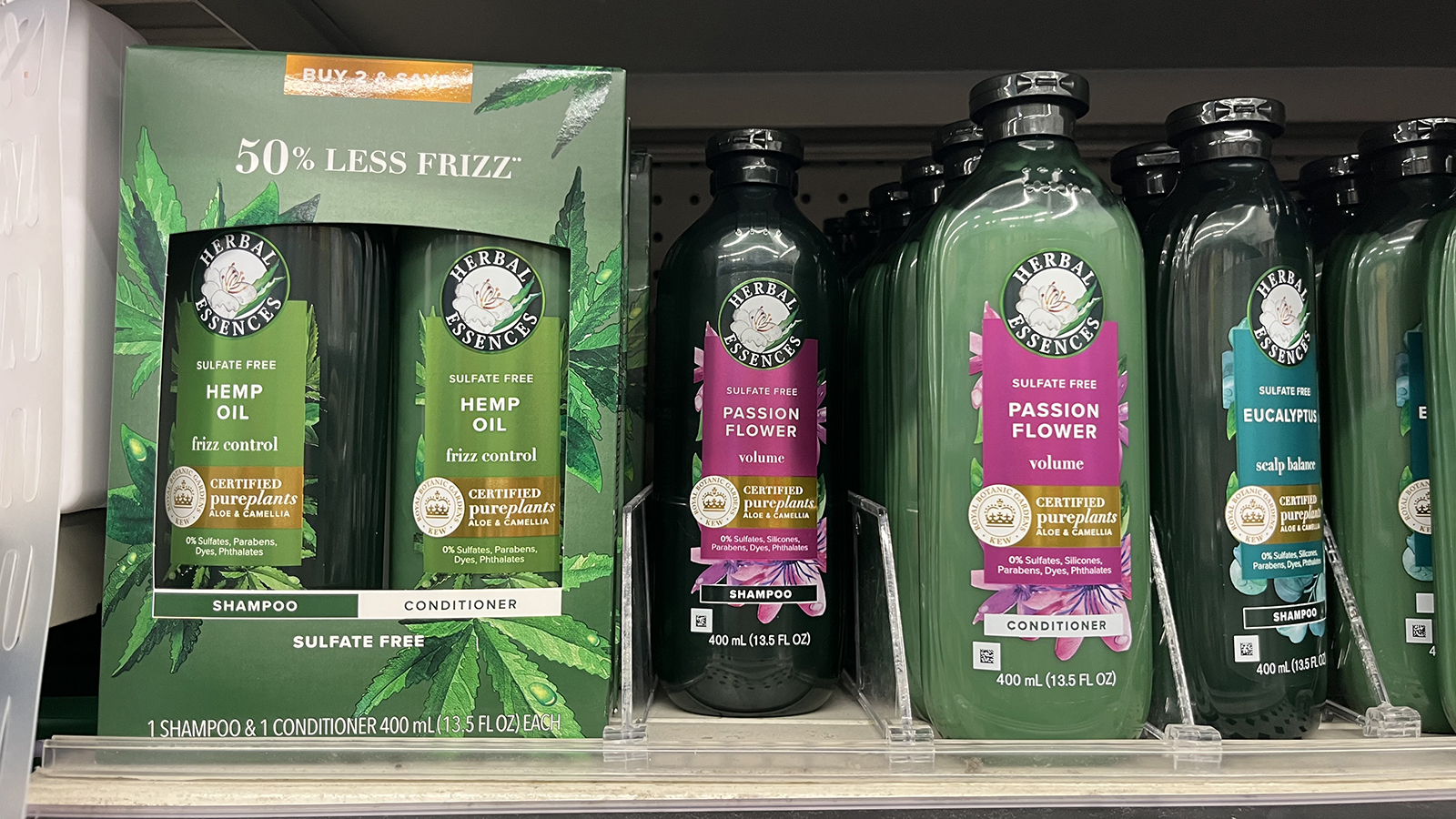 Scalp Science in a Bottle: What Makes Cannabis Hair Products Special